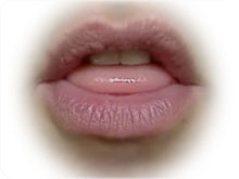 mouth position for /ɵ/ and /ð/